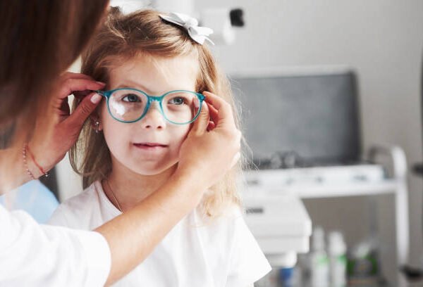 Spectacle Prescription in West Mumbai | Prama Eye Centre