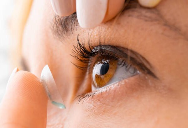 Best Contact Lens Clinic In West Mumbai | Prama Eye Centre